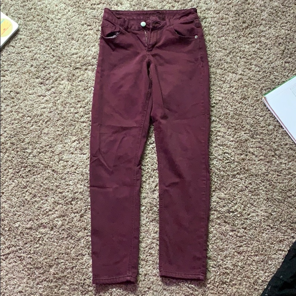 Rue21 maroon skinny jeans